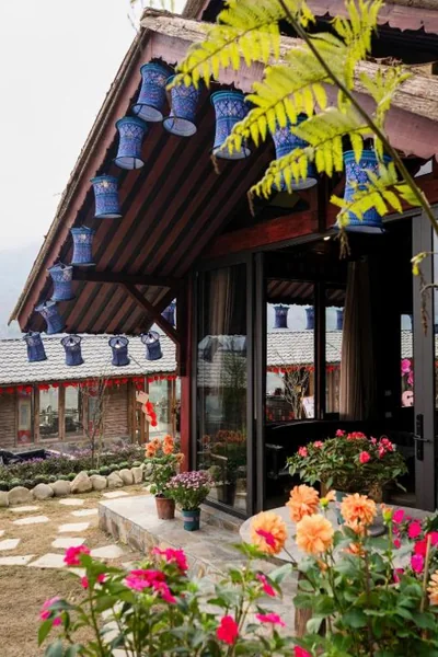 샬레 — Sapana Mountain Retreat